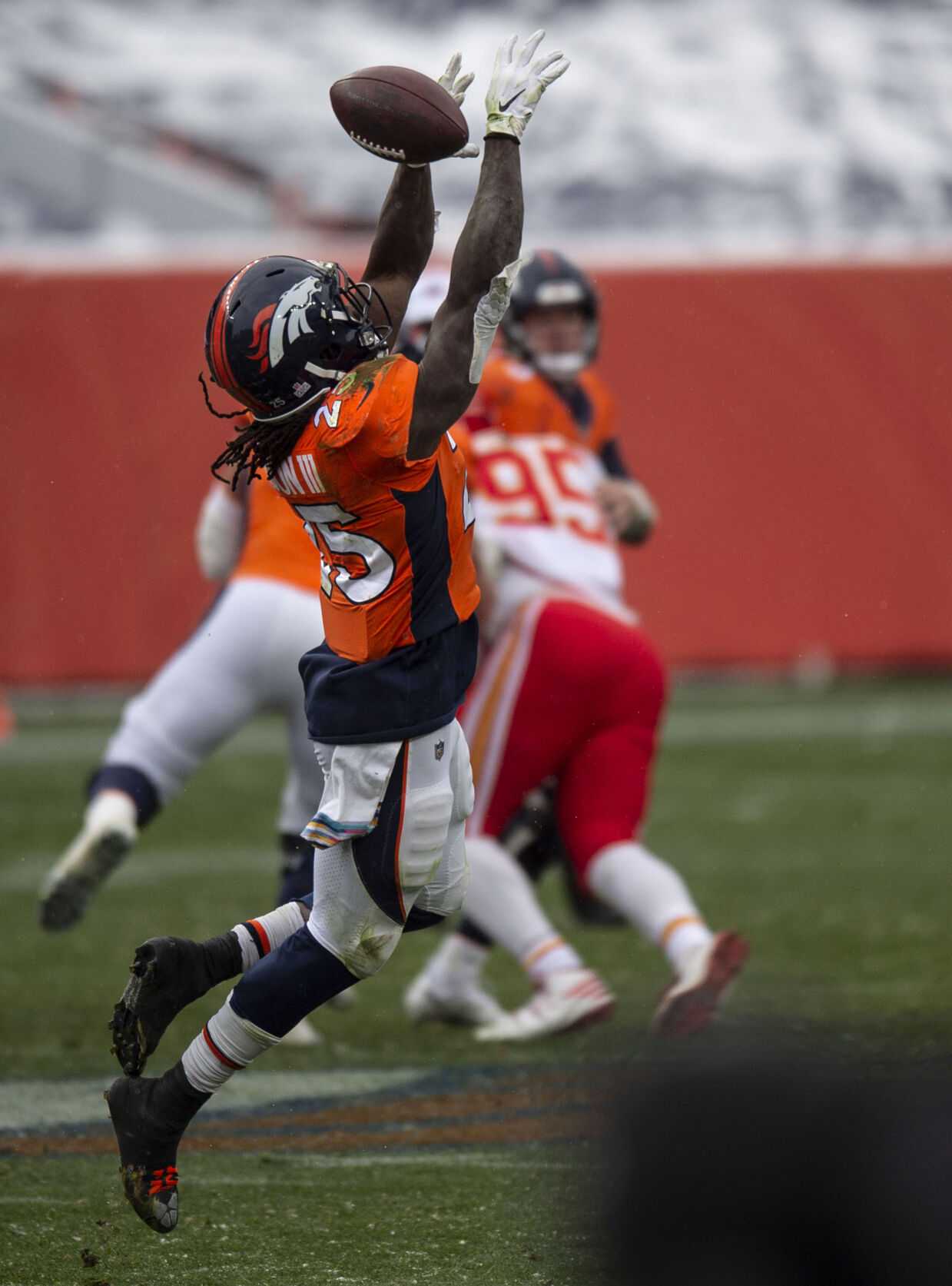 102620-s-broncos 13.jpg